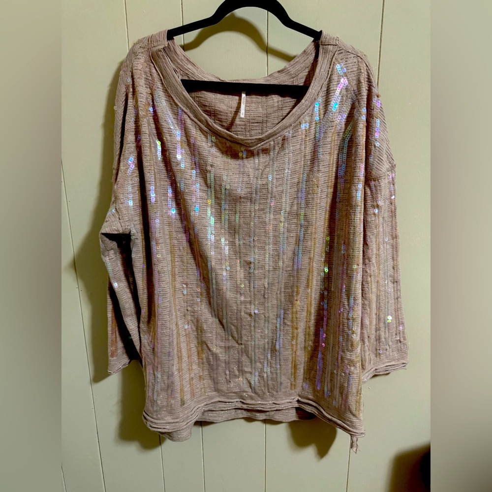 Free People size small iridescent sequin cream blush oversize top dress